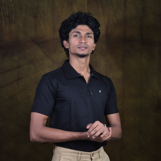 INKROBE'S BLACK ZIPPER POLO T-SHIRT